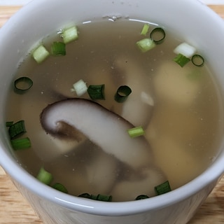 椎茸と豆腐のスープ